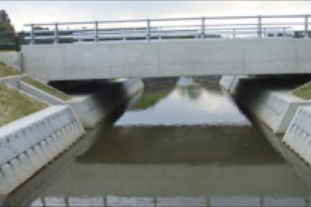 地方特定道路整備工事　H22県優良工事受賞